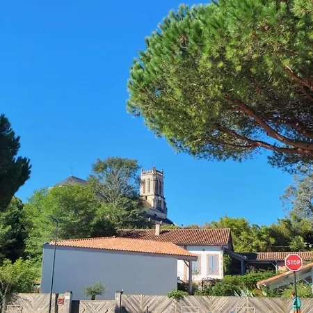 Ostau De Ma' Namour Lit-et-Mixe